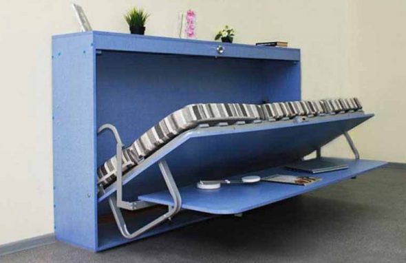 Lit de table pour enfants