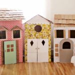 Maisons d'enfants en carton