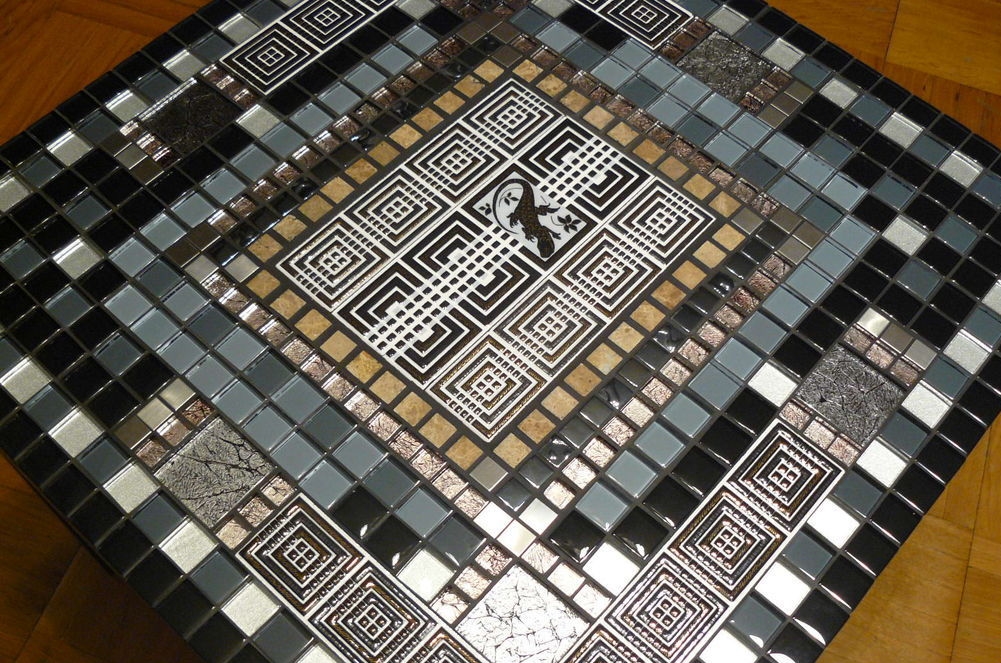 table basse en mosaïque