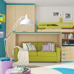 Lits superposés pour enfants avec un canapé en bas