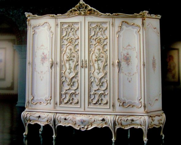 Garde-robe exclusive design inhabituel