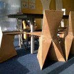 Chaises en carton pour la cuisine