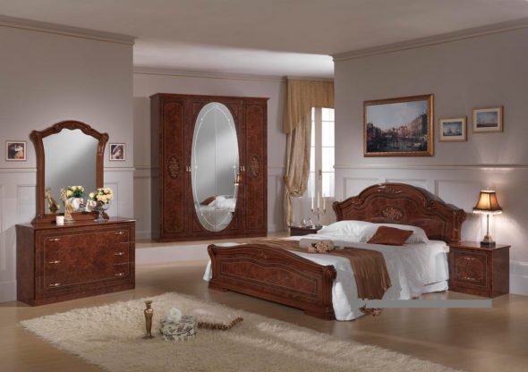 Belle chambre couleur noyer