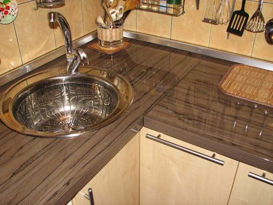 Beau socle en aluminium pour la cuisine