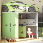 Bed-hill avec une voiture