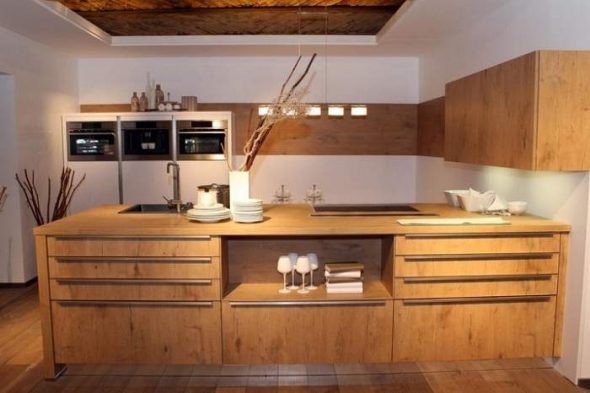 Cuisine en bois avec vos propres mains