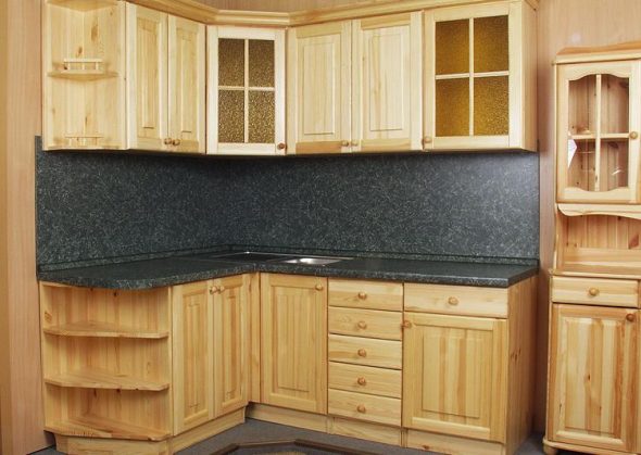 Coin cuisine en bois avec leurs propres mains