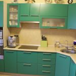 Conjunto de cozinha com eletrodomésticos integrados