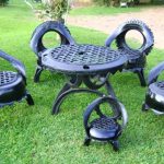 Meubles de pneus pour les chalets et les jardins