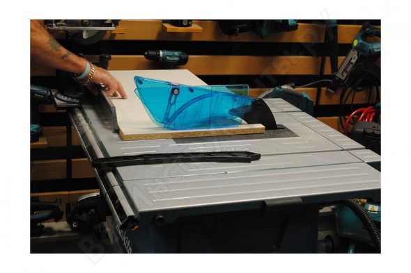 Scie à table Makita