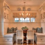 Coin repas avec kitchenette pour petite cuisine