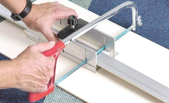 Couper la plinthe de la taille requise