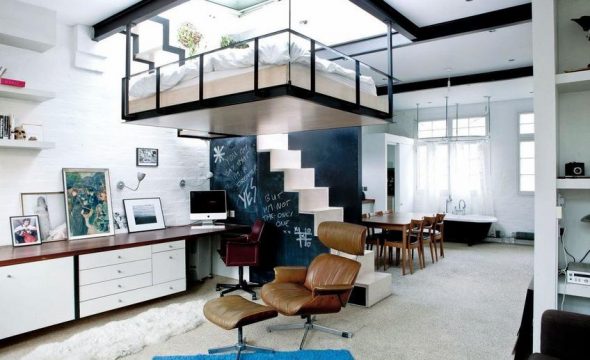 Lit suspendu à l'intérieur