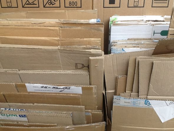 Boîtes en carton vides