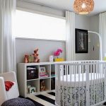 Enfants modernes, décorés dans des couleurs froides