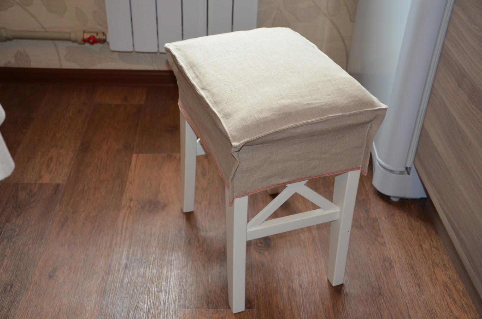 sgabello con coperchio