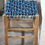 Tabouret avec assise en osier