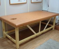 Canapé confortable avec une coupe pour le visage