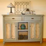 Buffet remis à neuf à l'intérieur