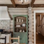 Buffet vert de style rustique dans la cuisine