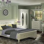 Mobilier de chambre baroque blanc