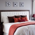 Tête de lit en bois avec rembourrage moelleux