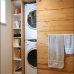 Armoire en bois pour la salle de bain