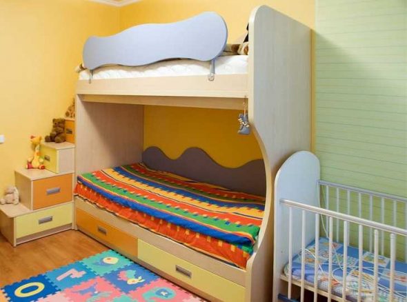 Chambre d'enfants pour trois jeunes enfants