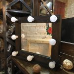 Miroir de maquillage pour la chambre dans le style loft