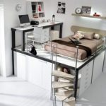 Belle et moderne chambre pour un garçon adulte