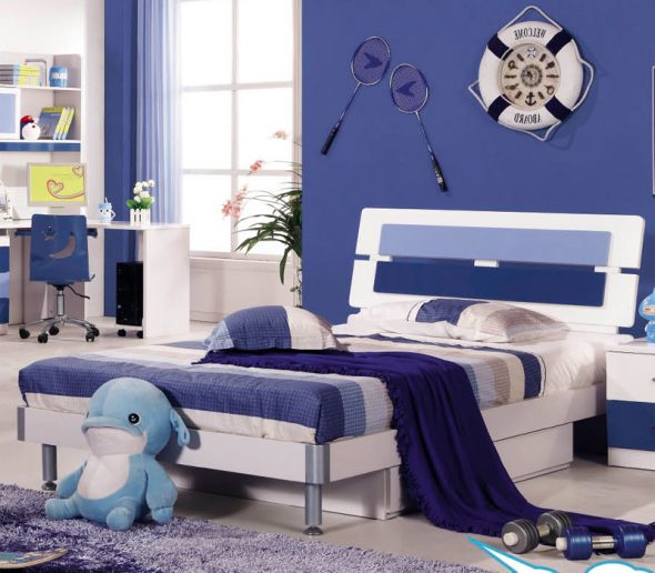 Lit en bleu et blanc