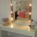 Petit miroir pour la chambre