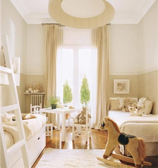 Salle commune pour trois filles