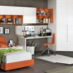 Lit simple orange