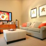 Décoration d'intérieur dans des couleurs neutres utilisant un décor lumineux