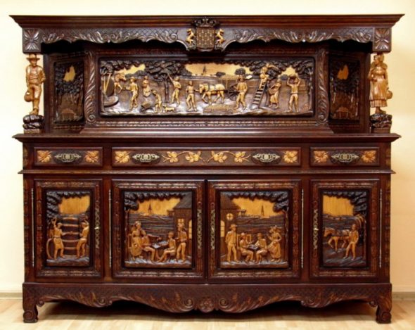 Mobilier sculpté d'origine