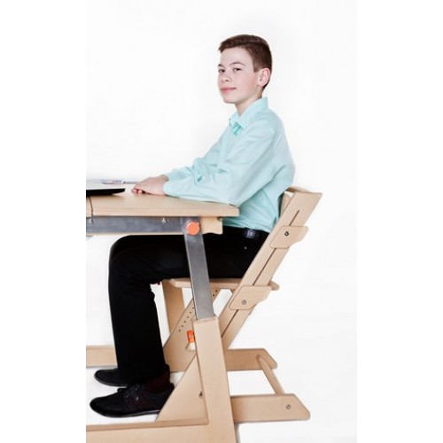 Bureau en croissance et chaise transformante en croissance