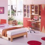 Chambre pour l'adolescent en rouge