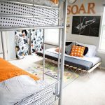 Chambre d'enfant élégante pour trois enfants