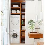 Armoire de toilette confortable et spacieuse