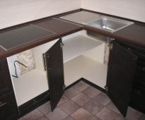 Cabinet de coin