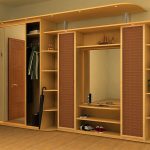 Grand compartiment pour le rangement des vêtements