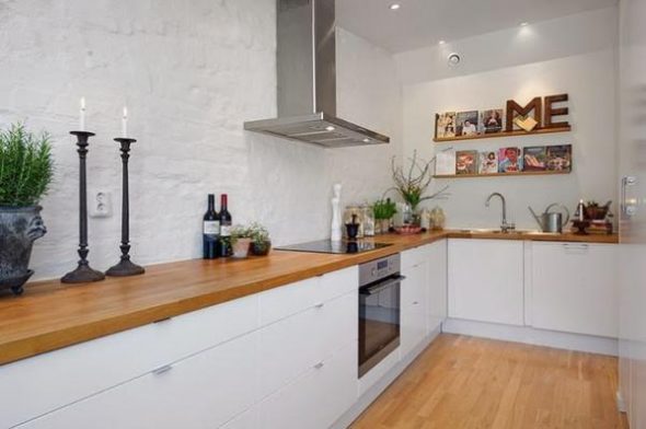 Comptoir en bois dans la cuisine