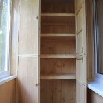 Armoire en bois - une solution traditionnelle