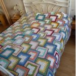 Belle couverture de motifs de couleurs différentes