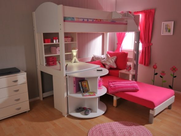 Lit mezzanine avec table