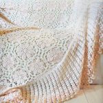 Plaid en lait délicat à base de motifs colorés