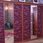 Armoire à coller avec papier peint pour la rénovation intérieure