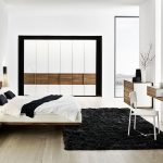L'application originale du lit montant à l'intérieur de la chambre