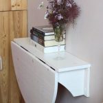 Table pliante semi-circulaire